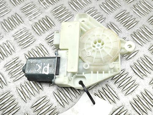 left-front-window-motor-mercedes-benz-e-class-w213-2016-33386207 main image