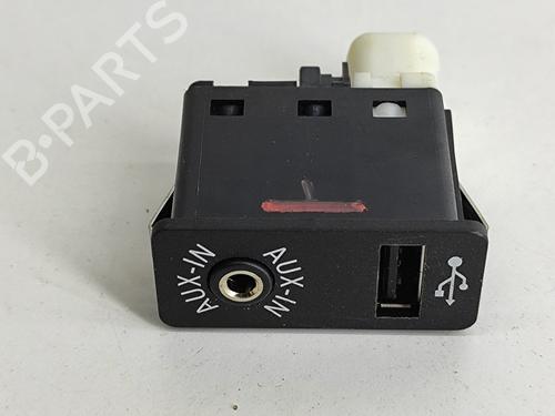 Used Electronic module BMW 5 Touring (F11) 530 d (258 hp) 17767041