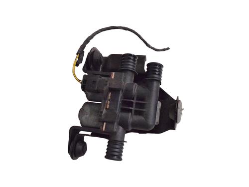 Used Auxiliary water pump BMW X6 (F16, F86) xDrive 40 d (313 hp) 30233927