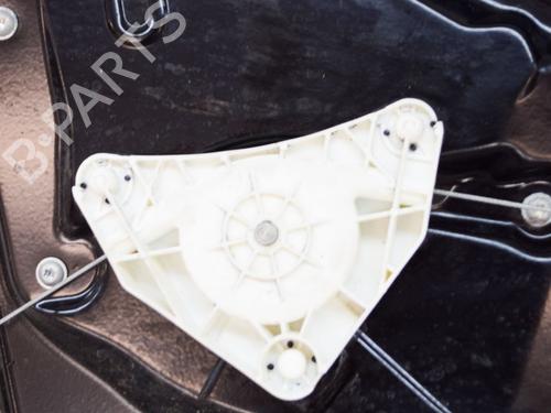 Rear left window mechanism LAND ROVER DISCOVERY IV (L319) 3.0 SDV6 4x4 | BP9628021C24 