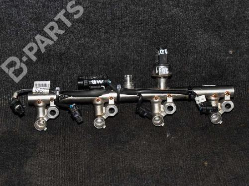Injection rail MERCEDES-BENZ C-CLASS (W204) C 180 Kompressor (204.046) | BP8895580M98 
