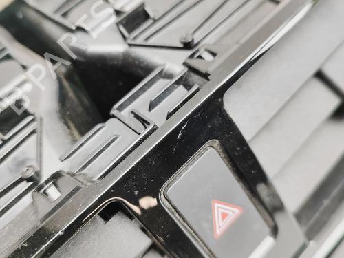 Air vent LAND ROVER DISCOVERY V (L462) 3.0 D 4x4 | BP33882995I21  - Image 6