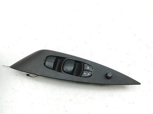 Used Right front window switch Right front window switch NISSAN LEAF (ZE1) Electric (150 hp) 34443790 34443790