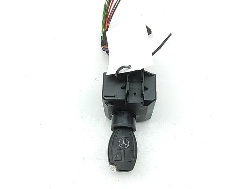 Used Ignition barrel Ignition barrel MERCEDES-BENZ VITO Van (W447) 114 CDI (447.601, 447.603, 447.605) (136 hp) 33381816 33381816