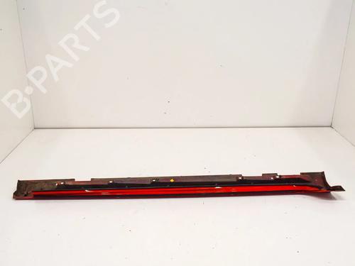 Venstre sidekjole Venstre sidekjole VOLVO S60 II (134) D4 (181 hp) 14668161 14668161