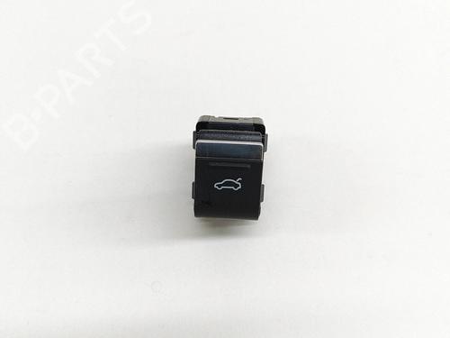 switch-audi-e-tron-gen-2018-27774064 main image