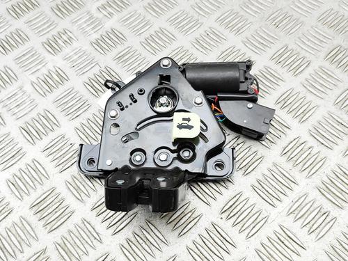tailgate-lock-tesla-model-3-5yj3-2017-36327088 main image