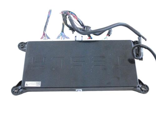 Used Electronic module TESLA MODEL X (5YJX) P100D AWD (772 hp) 30251641