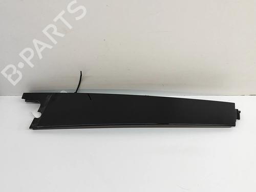 Used Door moulding trim Door moulding trim LAND ROVER RANGE ROVER SPORT II (L494) 5.0 SCV8 4x4 (510 hp) 27787453 27787453