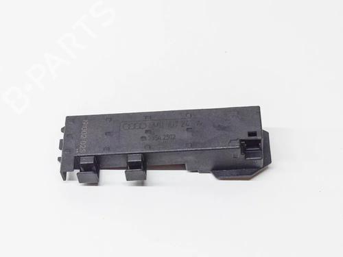 BP27749351M83 main image