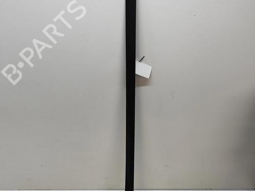 Used Step PORSCHE CAYENNE (9YA) 3.0 E-Hybrid AWD (9YAAE1) (462 hp) 27784657