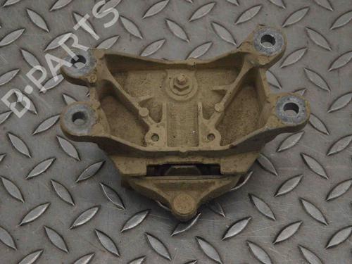 Used Gearbox mount AUDI Q5 (8RB) 2.0 TDI quattro (170 hp) 30268392