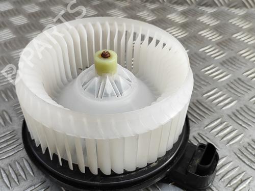 Heater blower motor LAND ROVER RANGE ROVER IV (L405) 3.0 TDV6 4x4 | BP29234619M62 