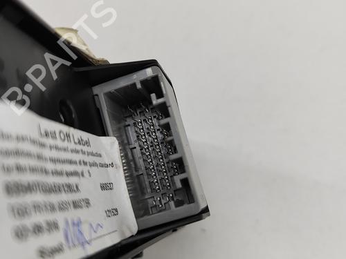 Right front window switch HONDA CIVIC X Hatchback (FC_, FK_) 2.0 Type-R (FK8) | BP20982046I26 