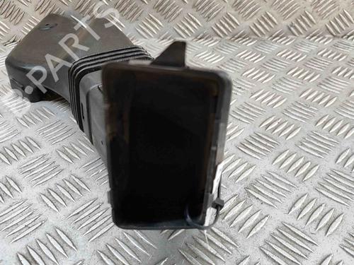 Pipe LAND ROVER RANGE ROVER VELAR (L560) 2.0 D240 SD4 4x4 | BP29392408M125 