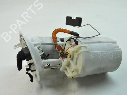 Used Fuel pump AUDI A4 B8 Avant (8K5) S4 quattro (333 hp) 30210996
