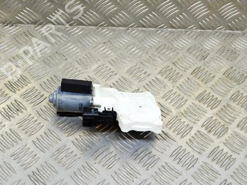 rear-left-window-mechanism-jaguar-f-pace-x761-20-td4-awd-2015-7798968 main image