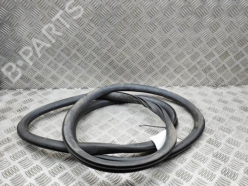 Gummiliste Gummiliste ALFA ROMEO STELVIO (949_) 2.0 Q4 (949.AXA2A) (280 hp) 36934512 36934512