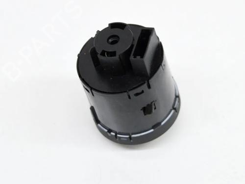  - Image 4