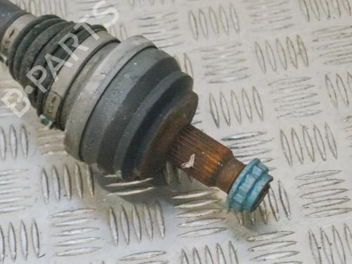 Left rear driveshaft MERCEDES-BENZ C-CLASS (W205) C 250 BlueTEC / d (205.008, 205.006) | BP6723786M40