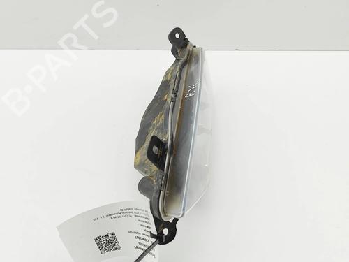 Left front fog light VOLVO XC90 II (256) T6 AWD | BP37643184C30 - Image 2