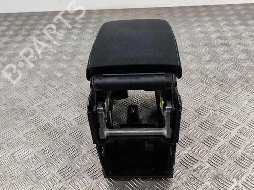 Armrest / Center console VW GOLF VI (5K1) 2.0 TDI | BP22620660I20 