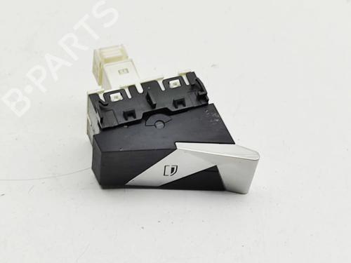 Used Left front window switch Left front window switch DS DS 7 Crossback (J4_, JR_, JC_) 2.0 BlueHDi 180 (JJEHZR) (177 hp) 31926556 31926556
