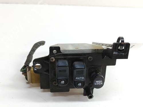 Used Right front window switch MITSUBISHI 3000 GT Coupe (Z1_A) 3.0 4WD (Z16A) (224 hp) 28433570