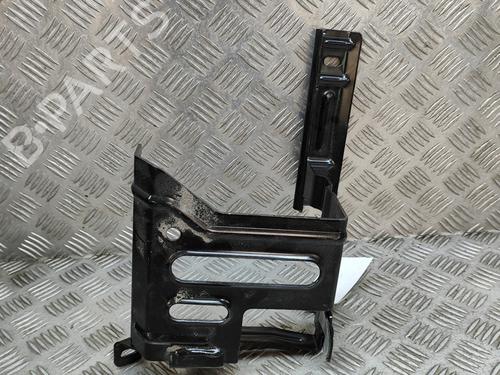 Used Support TOYOTA YARIS (_P13_) 1.5 Hybrid (NHP130_, NHP130) (101 hp) 28548693
