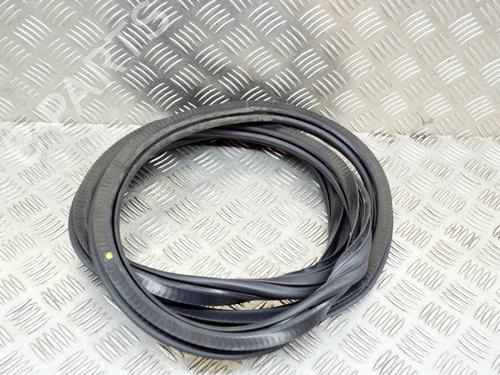 rubber-door-seal-audi-a3-limousine-8vs-8vm-2013-2014-2015-2016-2017-2018-2019-2020-2021-27753573 main image