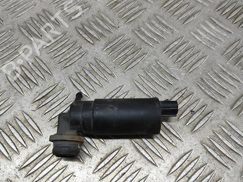 Used Washer pump LAND ROVER DEFENDER Station Wagon (L316, L315) 2.5 Td5 4x4 (L316) (122 hp) 16194074