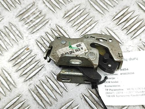 rear-left-lock-mercedes-benz-vito-van-w447-2014-31047778 main image