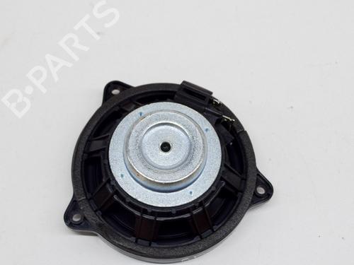 Speaker LAND ROVER DISCOVERY V (L462) 3.0 Td6 4x4 | BP8145471E2 