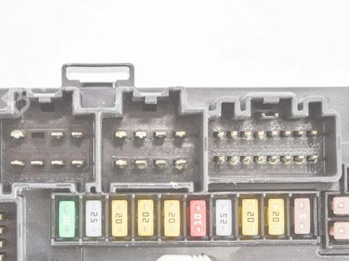 Fuse box TESLA MODEL X (5YJX) P100D AWD | BP20231231E1 - Image 5