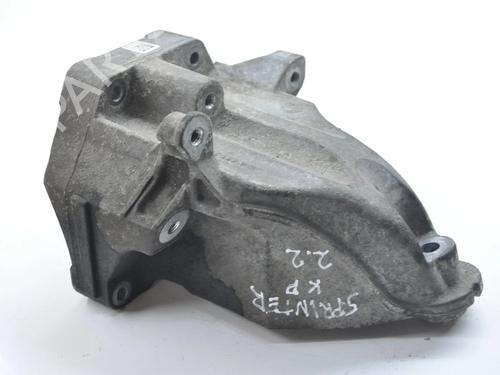 Used Support MERCEDES-BENZ SPRINTER 3-t Van (B906) 216 CDI (906.611, 906.613) (163 hp) 30244947