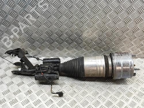 Used Right front shock absorber Right front shock absorber MERCEDES-BENZ E-CLASS T-Model (S213) E 220 d 4-matic (213.205) (194 hp) 30492805 30492805