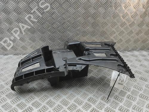Suporte do pára-choques trás BMW X1 (F48) sDrive 20 i (192 hp) 32170779