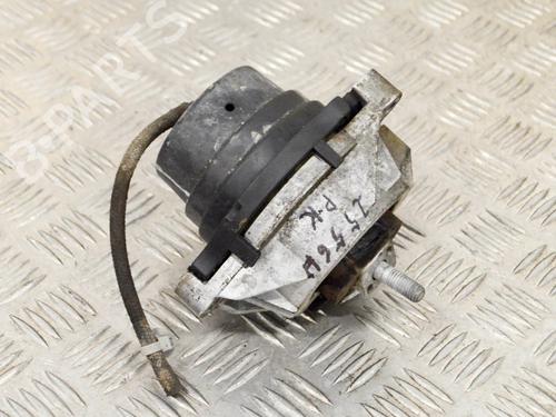 Used Engine mount Engine mount BMW 3 (F30, F80) 335 d xDrive (313 hp) 6757818 6757818