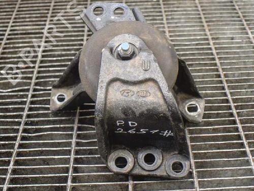Used Engine mount HYUNDAI TUCSON (TL, TLE) 1.7 CRDi (116 hp) 6763026