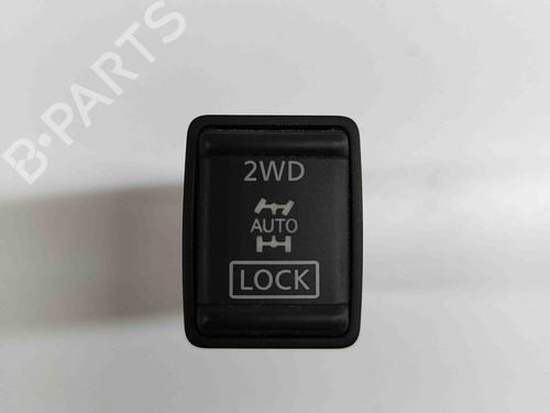 Used Switch NISSAN QASHQAI II (J11, J11_) 1.6 dCi (130 hp) 24141691