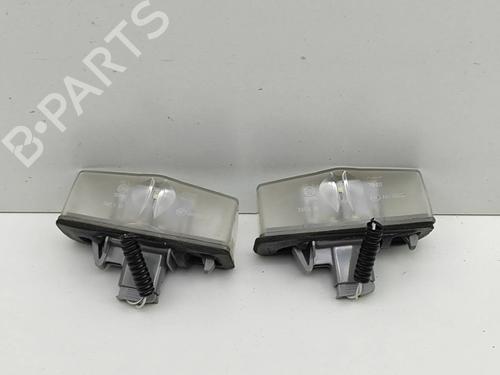 licence-plate-light-lexus-nx-_z1_-2014-27790148 main image