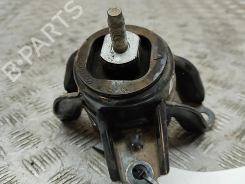 Used Engine mount KIA CEE'D (JD) 1.6 CRDi 136 (136 hp) 31047181