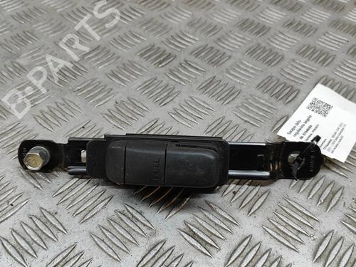 andre-nissan-leaf-ze1-2017-27796712 main image