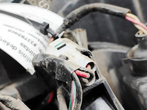 Right taillight ISUZU D-MAX II (TFR, TFS) 2.5 CRDi 4x4 (TFS86J) | BP32025708C35 