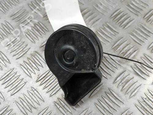 horn-mercedes-benz-cls-c218-2011-2012-2013-2014-2015-2016-2017-29752874 main image