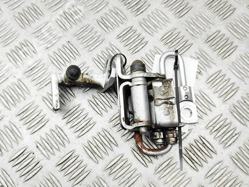 Used Hinge/Door check strap VW PASSAT B7 (362) 2.0 TDI (140 hp) 31687378