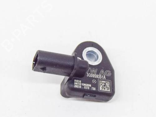 Used Electronic sensor VW T-ROC (A11, D11) 1.0 TSI (116 hp) 8837512