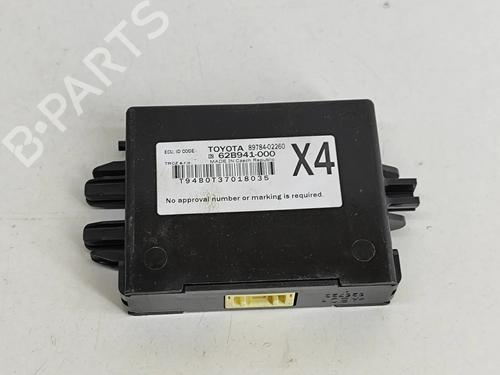 Used Electronic module Electronic module TOYOTA COROLLA Estate (_E21_) 1.8 Hybrid (ZWE211) (98 hp) 28550040 28550040