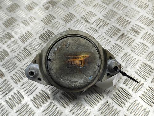 Used Engine mount Engine mount MERCEDES-BENZ C-CLASS T-Model (S204) C 180 CDI (204.200) (120 hp) 16271602 16271602