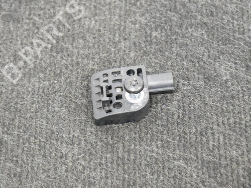 electronic-sensor-tesla-model-s-5yjs-75-100527400b-2012-20231353 main image